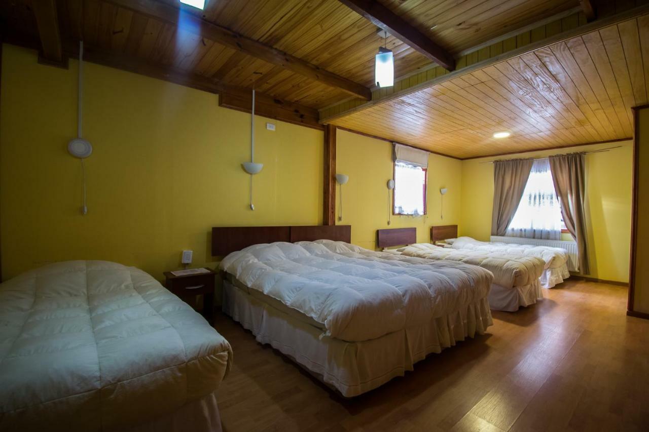 Hostal Alcázar Puerto Natales Kültér fotó