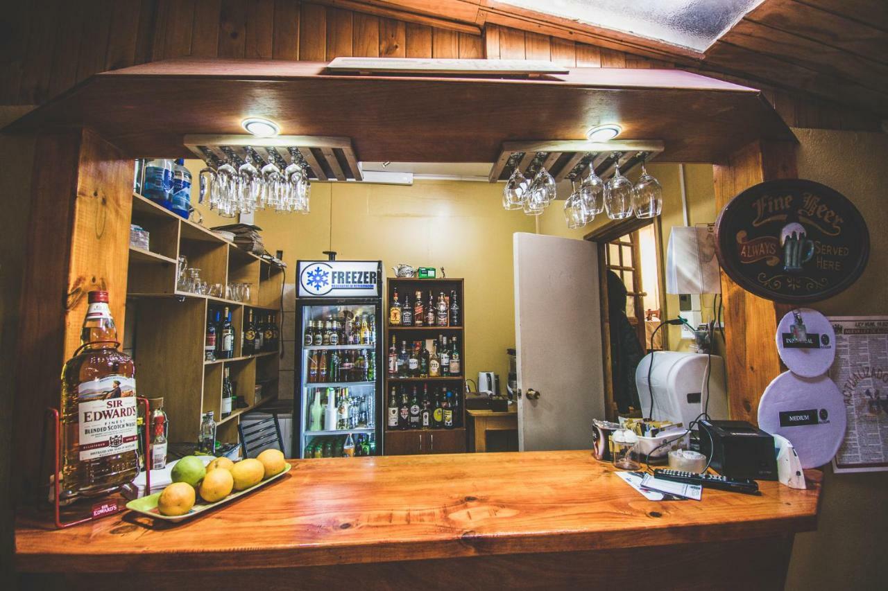 Hostal Alcázar Puerto Natales Kültér fotó