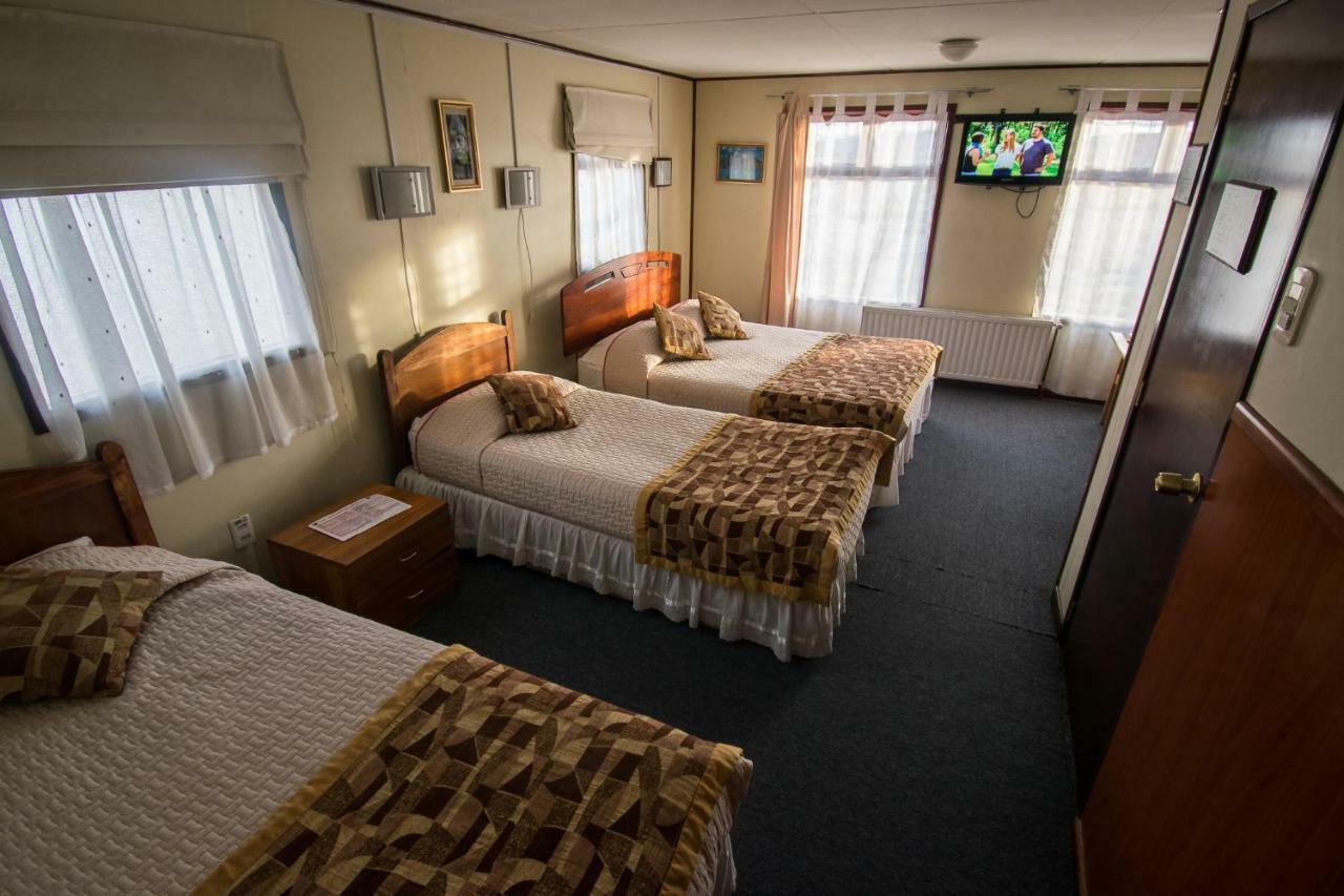 Hostal Alcázar Puerto Natales Kültér fotó