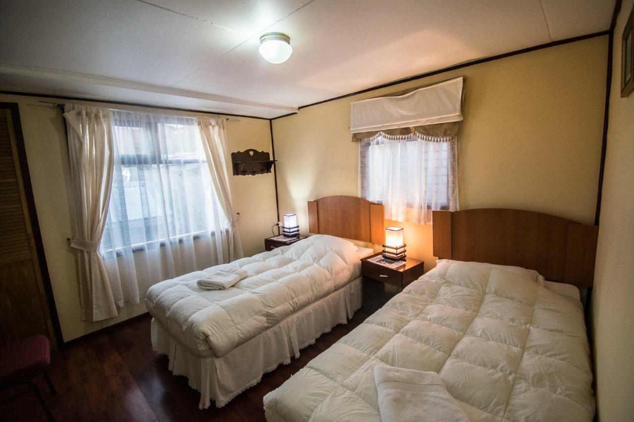 Hostal Alcázar Puerto Natales Kültér fotó
