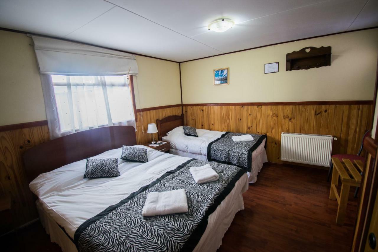 Hostal Alcázar Puerto Natales Kültér fotó